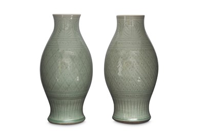 Lot 344 - A PAIR OF CHINESE LONGQUAN CELADON VASES.