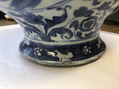 Lot 251 - A LARGE CHINESE BLUE AND WHITE FIGURATIVE JAR.