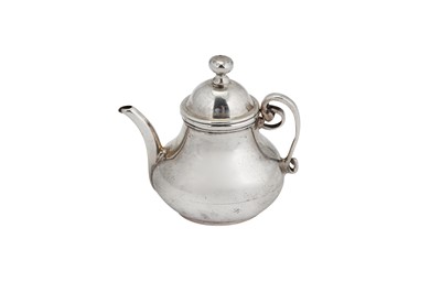 Lot 1 - An early 18th century Dutch silver miniature ‘toy’ teapot, Amsterdam 1738 by Willem van Strant (active 1727-1742)