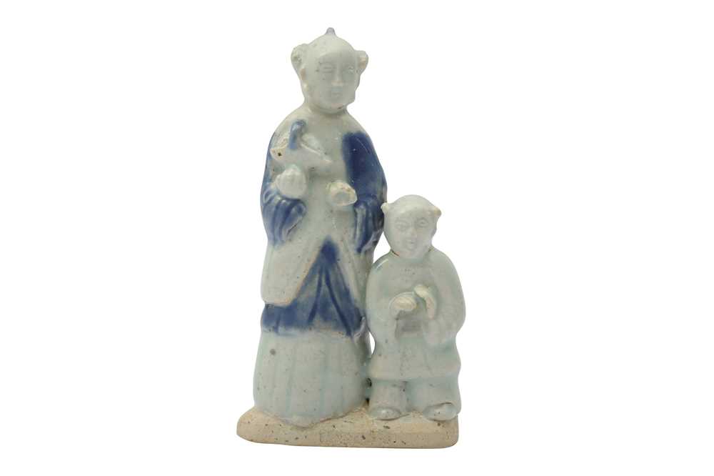 Lot 451 - A CHINESE BISCUIT FIGURE GROUP.