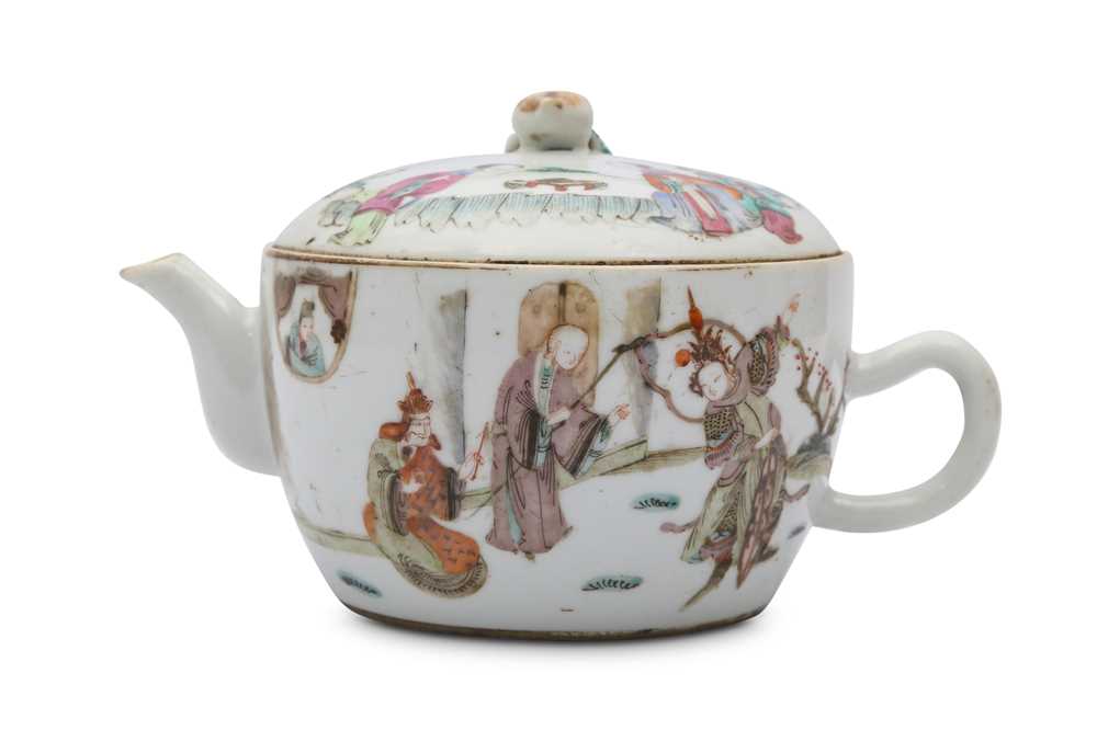 Lot 233 - A CHINESE FAMILLE ROSE 'IMMORTALS' TEAPOT AND COVER.