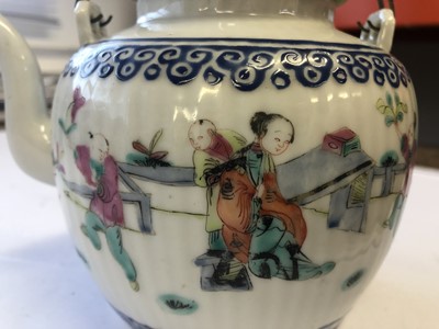 Lot 232 - A CHINESE FAMILLE ROSE TEAPOT AND COVER.