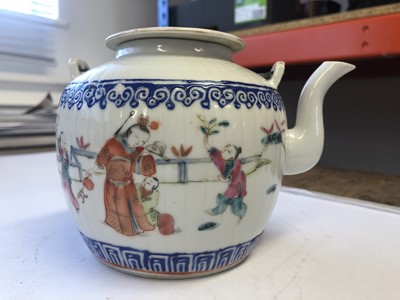 Lot 235 - A CHINESE FAMILLE ROSE TEAPOT AND COVER.