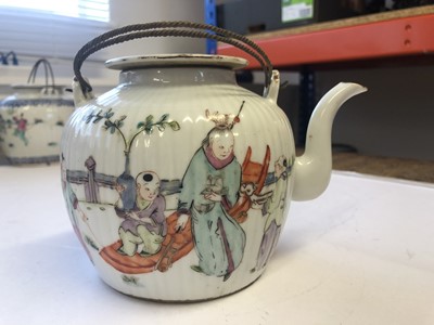 Lot 97 - A CHINESE FAMILLE ROSE TEAPOT AND COVER.
