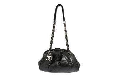 Lot 501 - Chanel Black Pleated Pouch Bag