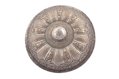 Lot 300 - A MALAY SILVER REPOUSSÉ LIDDED BOWL