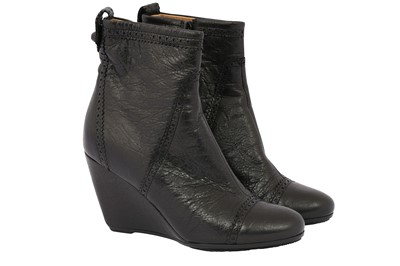 Lot 554 - Balenciaga Black Brogue Wedge Ankle Boot - Size 37