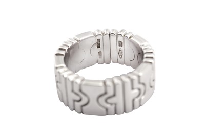 Lot 73 - A 'Parentesi' ring, by Bulgari