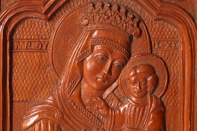Lot 898 - A WOODEN ICON OF VIRGIN MARY AND CHILD AND AN ENGRAVED LITHOGRAPH WOOD BLOCK OF SAINT ANNE