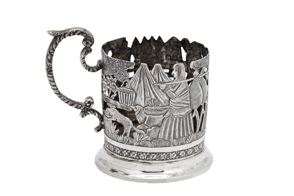 Lot 200 - An early 20th century Iranian (Persian) silver tea glass holder (Podstakannik), Isfahan circa 1930 signed Nasrullah Mohazzeb