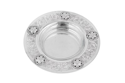 Lot 388 - A George V sterling silver ‘Arts and Crafts’ butter dish, Birmingham 1913 marked for Liberty and Co, probably designed by Bernard Cuzner (1877-1956)