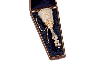 Lot 44 - A cased Victorian unmarked parcel gilt silver posy holder, circa 1880