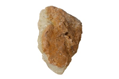 Lot 6 - A SOUTH ARABIAN ALABASTER HEAD OF A MAN, CIRCA 1ST CENTURY B.C.- 1ST CENTURY A.D.