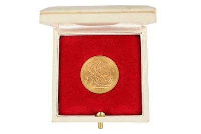 Lot 148 - A Queen Elizabeth II full gold sovereign, dated 1967