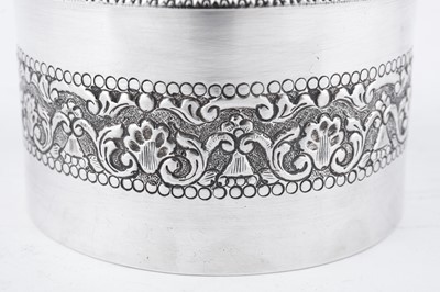 Lot 163 - A late 20th century Indian silver biscuit box, Bombay circa 1980