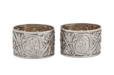 Lot 277 - A pair of Nicholas II Russian 84 zolotnik (875 standard) silver napkin rings, Moscow 1908-16 by Fyodor Anatolyevich Lorie (active 1871-1916)