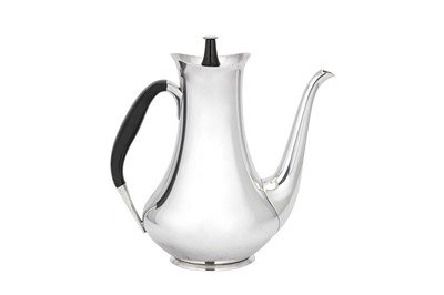 Lot 269 - A mid-20th century Danish silver modernist coffee pot, Copenhagen 1960 designed by Hans Bunde (1919–1996) for Cohr