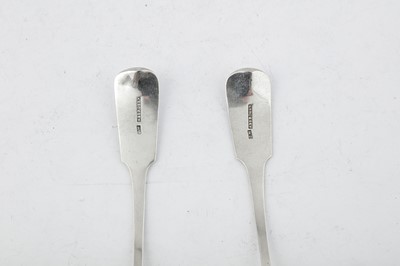 Lot 90 - A pair of Victorian Scottish provincial silver toddy ladles, Aberdeen circa 1850 by James Walker (active 1847-75)