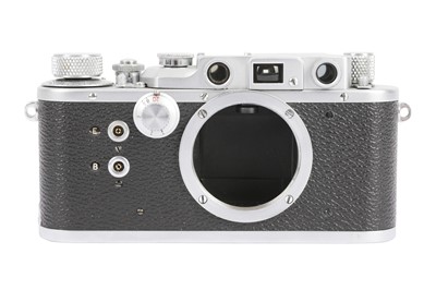Lot 127 - A Reid & Sigrist III Rangefinder Camera Body