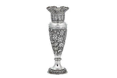 Lot 177 - An early 20th century Iranian (Persian) silver vase, Shiraz circa 1930