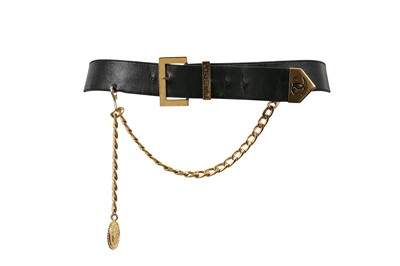 Lot 471 - Chanel Black Leather and Chain Belt