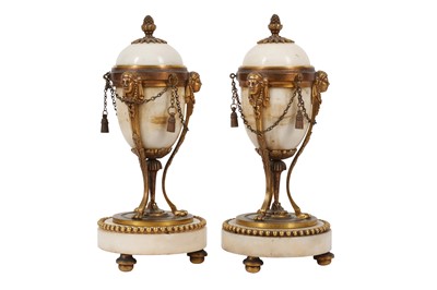 Lot 78 - A PAIR OF LATE 19TH CENTURY FRENCH WHITE MARBLE AND GILT BRONZE CASOLETTES