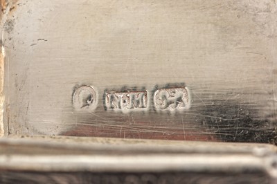 Lot 9 - A Victorian sterling silver vinaigrette, Birmingham 1842 by Nathaniel Mills