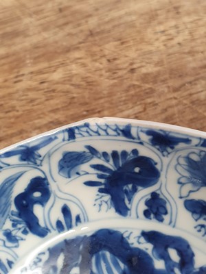 Lot 693 - FIVE CHINESE BLUE AND WHITE PIECES.