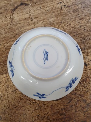 Lot 693 - FIVE CHINESE BLUE AND WHITE PIECES.