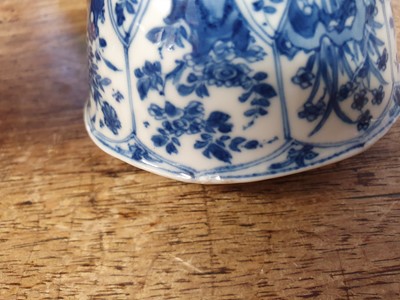 Lot 693 - FIVE CHINESE BLUE AND WHITE PIECES.