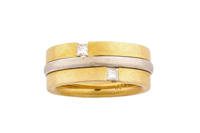 Lot 132 - A diamond-set ring