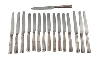 Lot 74 - A set of fifteen George III sterling silver table knives, London 1795 by John Tatum Snr & John Tatum Jnr