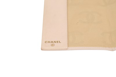 Lot 32 - Chanel Pale Pink CC Logo Passport Holder