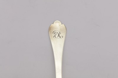 Lot 411 - A late 17th century / early 18th century Channel Islands silver spoon, Jersey circa 1700 by Robert Barbedor