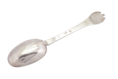 Lot 319 - A William III Britannia standard silver trefid spoon, London 1698 by Dorothy Grant (free. 1676, this mark reg. c. April 1697, died. c. 1712)