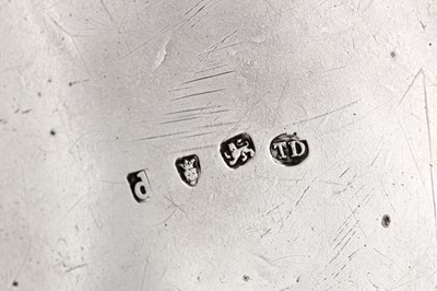 Lot 439 - A George III sterling silver teapot, London 1779 by Thomas Daniell