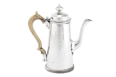 Lot 353 - A William IV sterling silver bachelor coffee pot, London 1832 by John Edward Terry