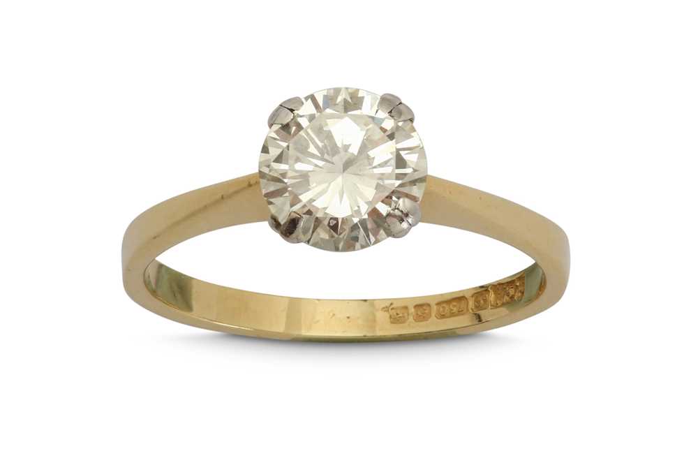 Lot 1242 - A diamond single-stone ring