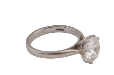 Lot 154 - A diamond single-stone ring