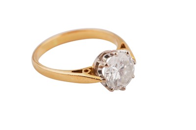 Lot 251 - A diamond single-stone ring