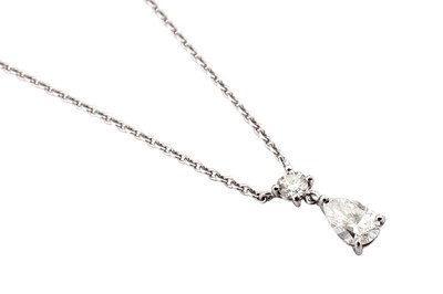 Lot 197 - A diamond pendant necklace