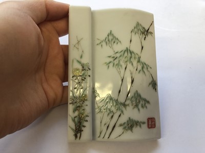 Lot 217 - A CHINESE PORCELAIN 'BOOK' WRIST REST.
