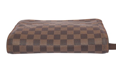 Lot 300 - Louis Vuitton Damier Ebene St Louis Clutch