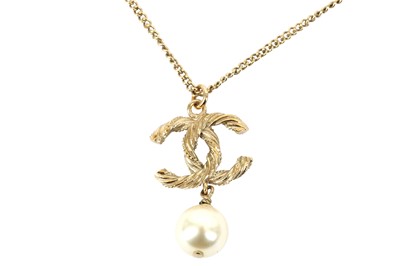 Lot 1208 - Chanel CC Crystal Logo Pearl Necklace