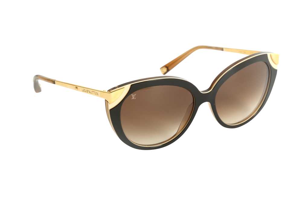 Sunglasses Louis Vuitton Brown In Other