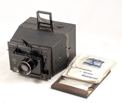 Lot 548 - Gaumont Junka Jumelle Style Camera with Magazine Back & Plates