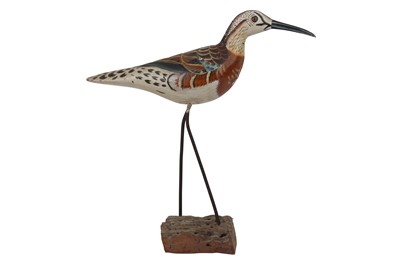 Lot 95 - A PAINTED CARVED WOOD MODEL OF A SANDPIPER