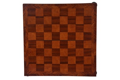Lot 106 - AN EARLY 19TH CENTURY MAHOGANY AND ROSEWOOD PARQUETRY CHESS BOARD