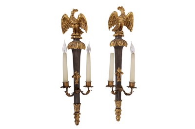 Lot 136 - A PAIR OF 20TH CENTURY WALL MOUNTED EAGLE LIGHTING APPLIQUES