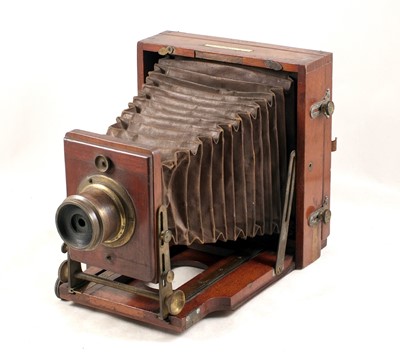 Lot 27 - Half Plate Lancaster 1889 Intstantograph Field Camera. With un-named lens.